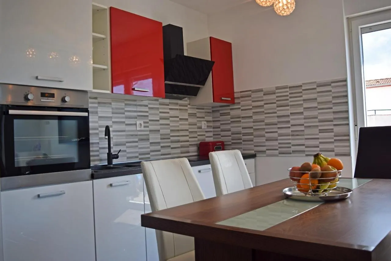 Apartment Summer Breeze Pula